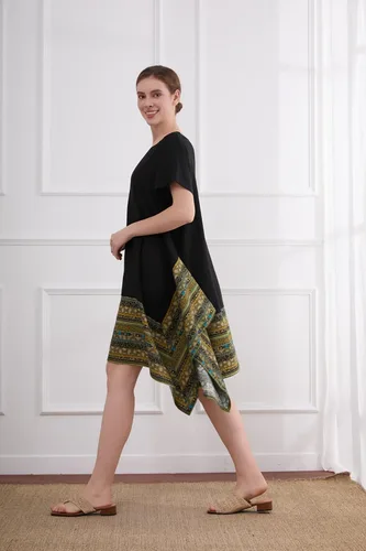 Vista 3 de Vestido irregular Minibee, de algodón y lino étnico, con mangas cortaslargas para mujer