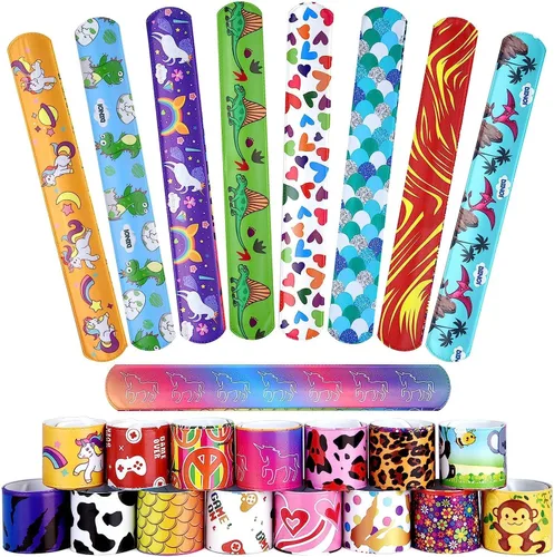 Vista 4 de 118 piezas de recuerdos de fiesta para niños de 4 a 8 años, juguetes Pop Fidget, bolsas de regalo, juguetes de caja del tesoro para aula, premios
