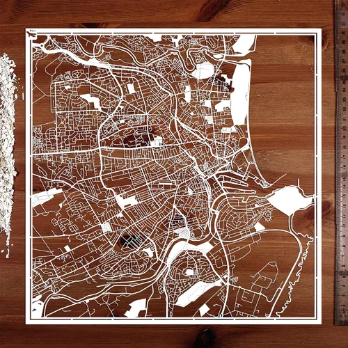 Vista 2 de O3 Design Studio Aberdeen - Mapa de papel cortado en papel blanco de 12 x 12 pulgadas
