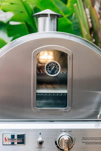 Vista 4 de Summerset Horno de gas independiente de gran capacidad para exteriores 'The Oven' con piedra para pizza, caja de ahumador y carrito móvil