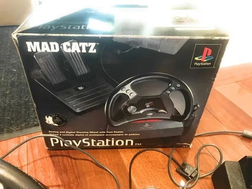 Vista 3 de Mad Catz Dual Force Racing Wheel and Pedals for Playstation