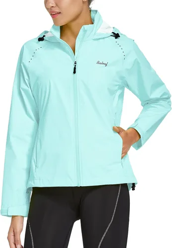 Vista 2 de BALEAF Chaquetas impermeables para mujer, cortavientos resistentes, para correr, ligeras, reflectantes, plegables, con capucha