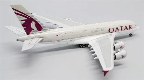 Vista 3 de JC Wings para Qatar para Airbus A380 A7-APG 1/400 DIECAST modelo de avión preconstruido