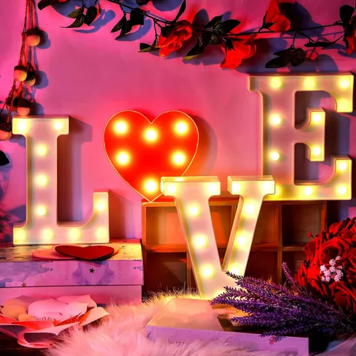 Vista 7 de 4 letras iluminadas con luces de San Valentín, alfabeto con luces LED, corazón romántico para San Valentín, aniversario, boda, compromiso, Blanco