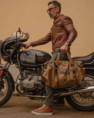 Vista 7 de IRON JIA'S Bolsa Seca para Motocicleta – Bolsa de Lona Impermeable y Bolsa Trasera de Equipaje, Bolsas de Sillín con Cierre Superior Enrollable