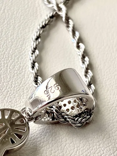 Vista 7 de Shop-iGold Iced Santa Muerte Hombres Mujeres 925 Italia Colgante de plata helada Ice Out de acero inoxidable real 0.118in cuerda cadena, Mans