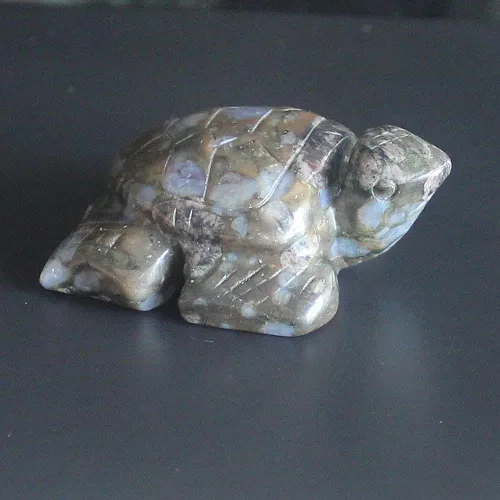 Vista 8 de Estatua de tortuga marina de cristal tallada a mano de 2 pulgadas para decoración del hogar (obsidiana negra)