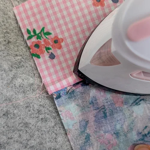 Vista 6 de Madam Sew Mini plancha para coser y acolchar con vapor y punta de precisión Doble voltaje 100-240 V, esfera térmica ajustable, placa de precisión