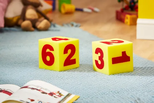 Vista 5 de Learning Resources Cubos blandos gigantes, juego de 3, grados preK+