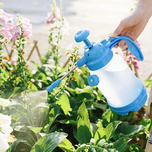 Vista 3 de Regadera de flores de 1.2 l/0.31 galones, pulverizador de mano para jardín, bomba de agua, rociadores a presión con varita de pulverización extra