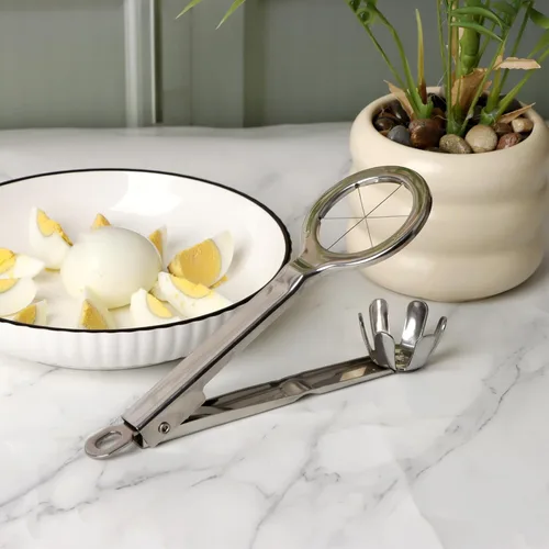 Vista 2 de Best Utensils - Cortador de huevos de acero inoxidable, divide huevos duros en 6 segmentos iguales en una sola acción