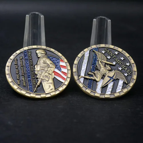 Vista 5 de Glamtune EEUU Policía Policía Oficial Challenge Coin Saint Michael Thin Blue line Oración Militar Moneda
