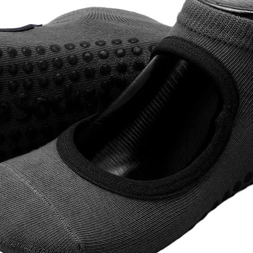 Vista 8 de TOPINCN Calcetines de yoga para mujer, diseño de búfer interno, calcetines de pilates para mujer, agarre fuerte para deportes, Negro