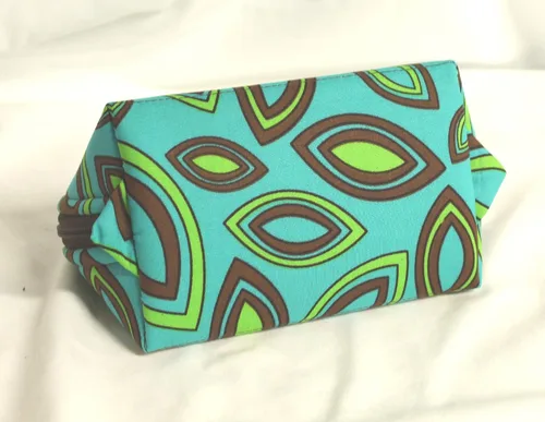 Vista 2 de Turquoise, Lime and Brown LARGE Clam Up ZipperCosmetic Bag