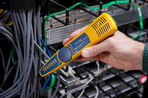 Vista 5 de Fluke Networks MT-8200-60-KIT IntelliTone Pro 200 Sonda y Generador de Tonos, Multicolor