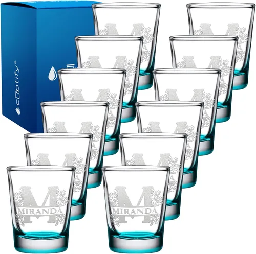Vista 33 de Cuptify Inicial de cristal con monograma y nombre de 2 onzas, parte inferior negra grabada con texto personalizado para regalos, bodas, cumpleaños