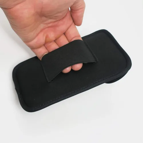 Vista 4 de RadiArmor Funda de bloqueo EMF para teléfono celular, bolsa de bloqueo EMF - Versión XL actualizada para teléfonos inteligentes más grandes