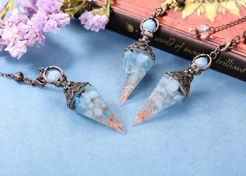 Vista 3 de MANIFO Péndulo de cristal de resina de aguamarina de 6 puntos facetados, péndulos curativos Reiki para radiestesia, Scrying Adivinación Meditación