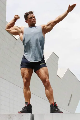Vista 4 de Jed North Pantalones cortos de gimnasio para culturismo con entrepierna de 4 pulgadas para hombre con bolsillos con cremallera, pantalones cortos