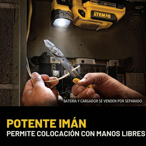 Vista 4 de DEWALT 20V MAX LED luz de trabajo, magnética, independiente y con clip, herramienta desnuda solamente (DCL044)