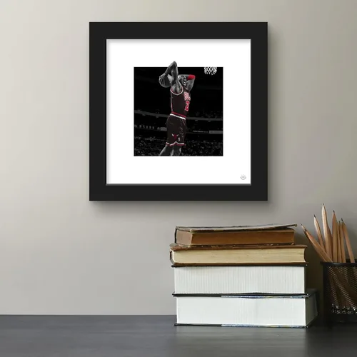 Vista 4 de Trends International Gallery Pops Michael Jordan - Póster de pared de la secuencia de progresión de vuelo 6, 12 x 12 pulgadas, versión de marco negro