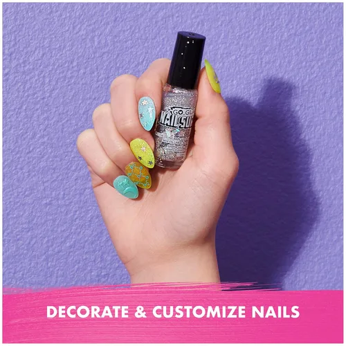 Vista 7 de Cool Maker, GO GLAM Nail Surprise Shimmer - Juego de manicura exclusivo con 2 estilos de uñas a presión y más, kit de uñas para niños de 8 años
