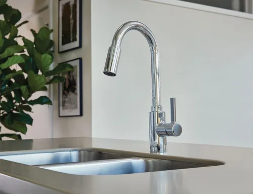 Vista 7 de Moen Genta LX - Grifo de cocina moderno cromado de una sola manija con rociador extraíble, cabezal de acoplamiento reflectante, grifo para fregadero