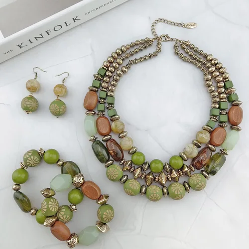 Vista 2 de Conjunto BOCAR de collar robusto de 3 capas con cuentas de múltiples y aretes, para mujer