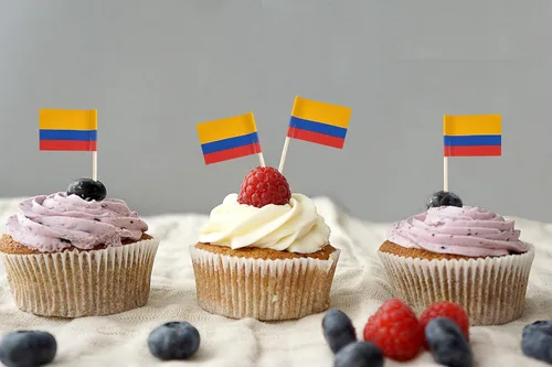 Vista 5 de JBCD Banderas colombianas de palillo de dientes de Colombia Mini para cupcakes (100 piezas)