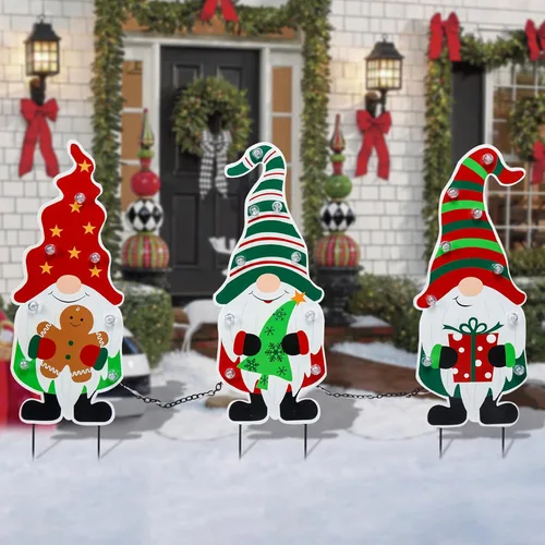 Vista 4 de Afirst Estacas de Navidad de Jardín de Metal, Adornos Navideños al Aire Libre, Gnomos de Jardín Sosteniendo Árbol de Jengibre, Luz de Regalo