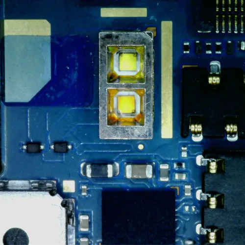 Vista 7 de Aven Mighty Scope v2 Microscopio digital USB 10x - 200x Ampliación
