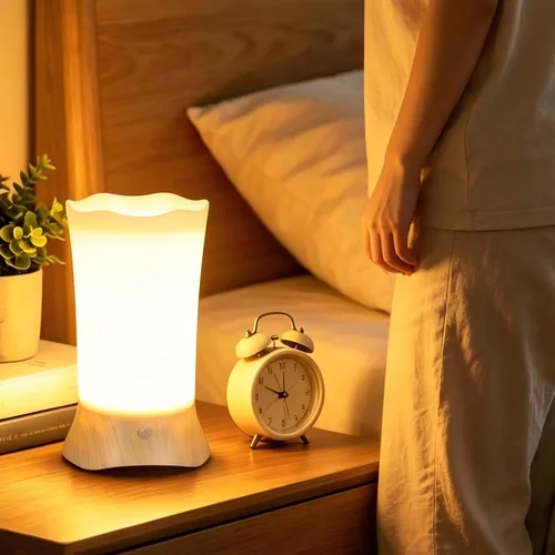Vista 2 de Luz nocturna LED, lámpara de noche con sensor de movimiento PIR inalámbrico, luz nocturna, utiliza 3 pilas de 1.5 VAA, luz alimentada para sala