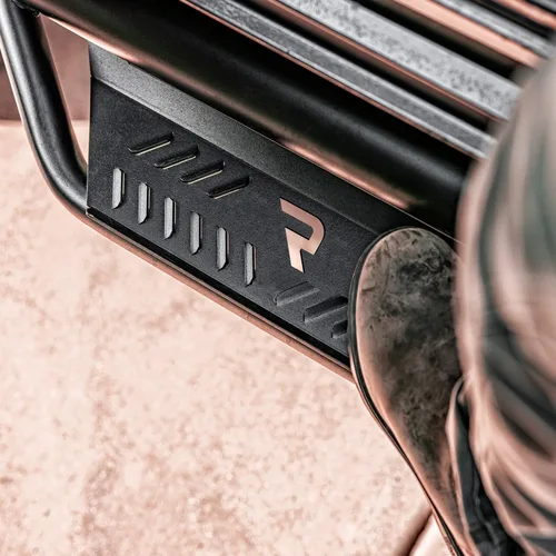 Vista 6 de RealTruck Podium LG Steps para RAM Longitud de la cabina, acero inoxidable, negro texturizado HPD2080CC-TX Compatible con RAM 2500/3500