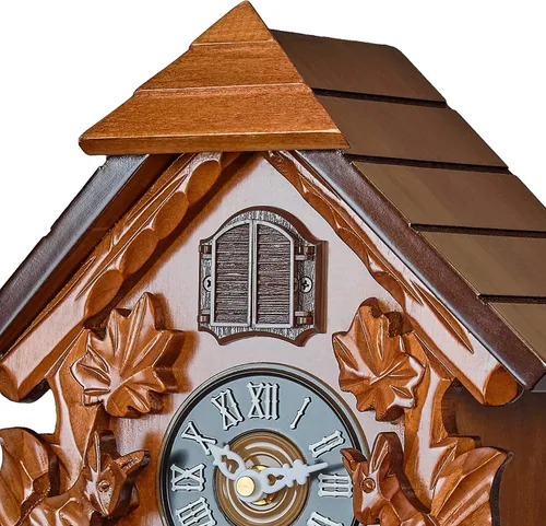 Vista 9 de TIMEGEAR Reloj de Pared Cucú con Modo Nocturno en Estilo Tradicional Alemán con Ardillas Talladas (Color Cereza)