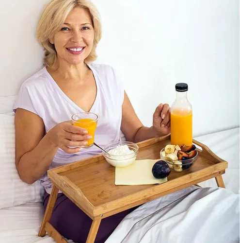 Vista 5 de Bandeja de cama Home-it con patas plegables, bandeja para desayuno de bambú con patas para desayuno
