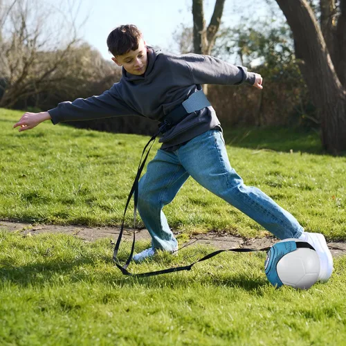 Vista 6 de Hy-Pro Manchester City Football Kick Trainer & Training Set – Dispositivo de entrenamiento con cinturón ajustable, regalo para niños, sistema