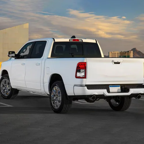 Vista 6 de Ensamble de luces traseras halógenas FIONE compatible con Dodge Ram 1500 2019-2023 Big Horn/Tradesman con bombillas, lado del conductor, luz trasera
