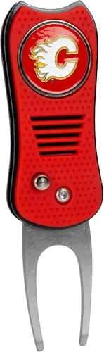 Vista 24 de Team Golf NHL Switchblade Divot Herramienta con marcador magnético de doble cara, cuenta con un diseño patentado de una sola punta, causa menos daño