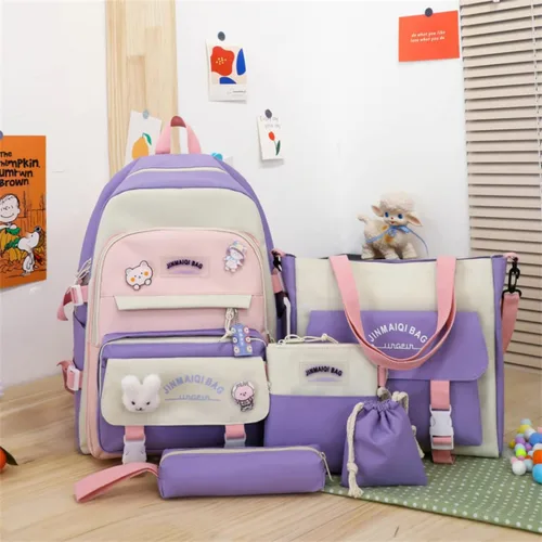 Vista 6 de Juego de 5 mochilas kawaii con colgante de oso y alfileres - Kit de mochila de conejito de anime japonés con diseño de retazos, Púrpura, Japonés
