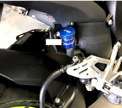 Vista 7 de Motorcycle Brake Fluid Reservoir Clutch Cylinder Tank Oil Fluid Cup for Y&amaha XT660 X/R XT660Z XT660R TENERE XT 660R 660X 660Z