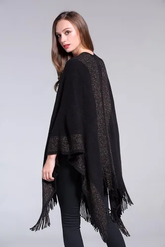 Vista 6 de ZLYC - Abrigo de mujer con bordes dorados, tipo cobija tejida. Poncho con flecos