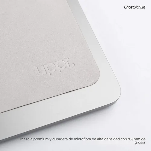 Vista 5 de UPPERCASE GhostManta Protección con huella de teclado y pantalla, forro de microfibra y paño de limpieza de 15" Compatible con MacBook Pro 16" 2