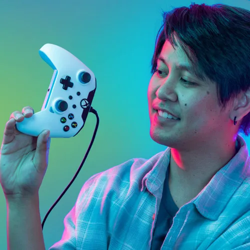 Vista 7 de PDP Wired Controller Ion White for Xbox Series XS, Gamepad, Wired Video Game Controller, Gaming Controller, Xbox One, Officially Licensed - Xbox