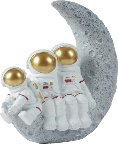 Vista 6 de BUTILIVEEN Esculturas familiares de astronautas, familia de 3 figuras de astronautas, decoración de dormitorio con temática espacial, decoración