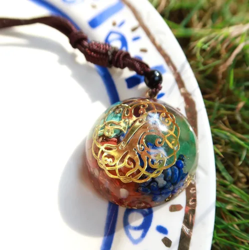 Vista 2 de Collar con colgante de orgón, árbol de la vida, geometría sagrada, flor de la vida, reiki, 7 chakras, cristales curativos, piedras para hombres