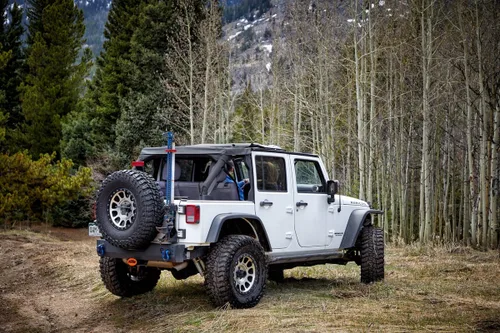 Vista 4 de The Ascent - Wrangler JK '07-18 de 4 puertas (Black Diamond) Fits 2007–2018 Wrangler JKU 4-Door only — Sunrider open air, fastback