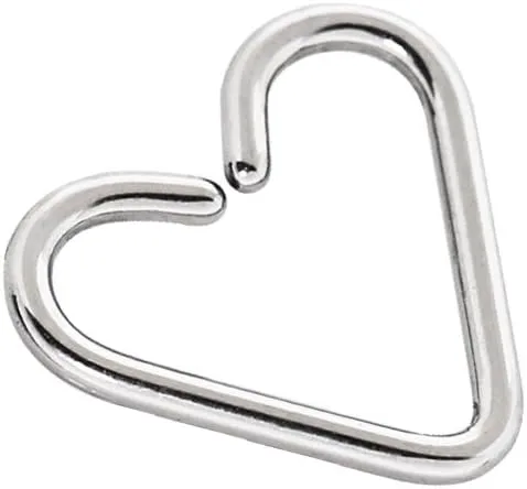 Vista 2 de Anillo de titanio G23 en forma de corazón para cartílago, hélix, trago, daith, piercing, Titanio