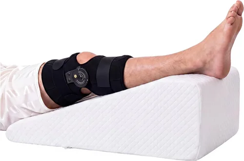 Vista 8 de HOMBYS Almohada de elevación de piernas para después de la cirugía, reemplazo y recuperación de rodilla, almohada de cuña para rodilla, cadera