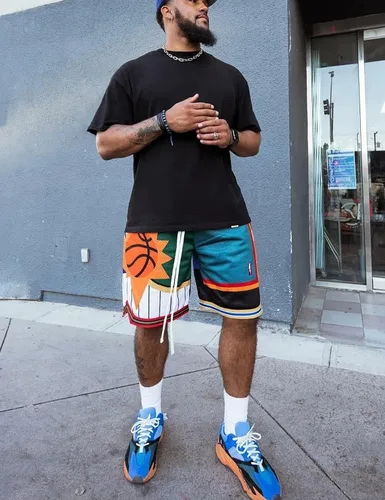 Vista 5 de DIOTSR Pantalones cortos de baloncesto para hombre, pantalones cortos deportivos de malla para hombre, pantalones cortos casuales con estampado