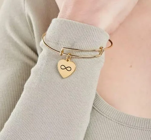 Vista 4 de Alex and Ani Pulsera expandible para el día de la madre con alambre para mujer